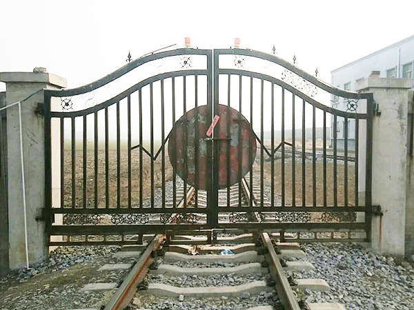 鐵藝門(mén)